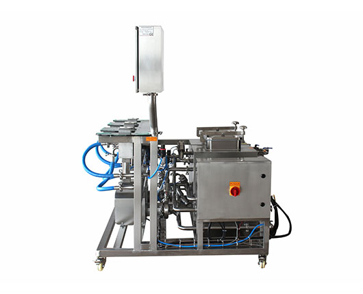 Compact three heads keg washer-205